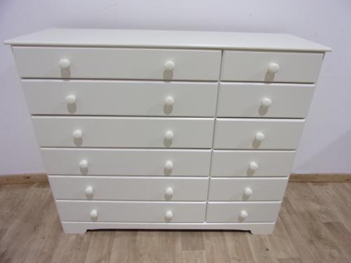 New Chest of drawers