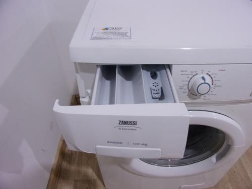 Zanussi 6KG 1200RPM Washing Machine 