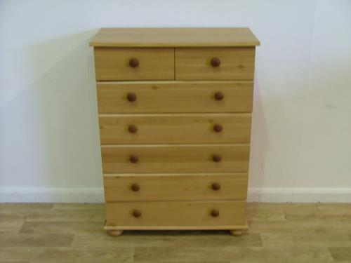 Pine Effect Chest of Drawers