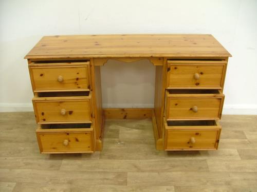 Pine Desk With Drawers