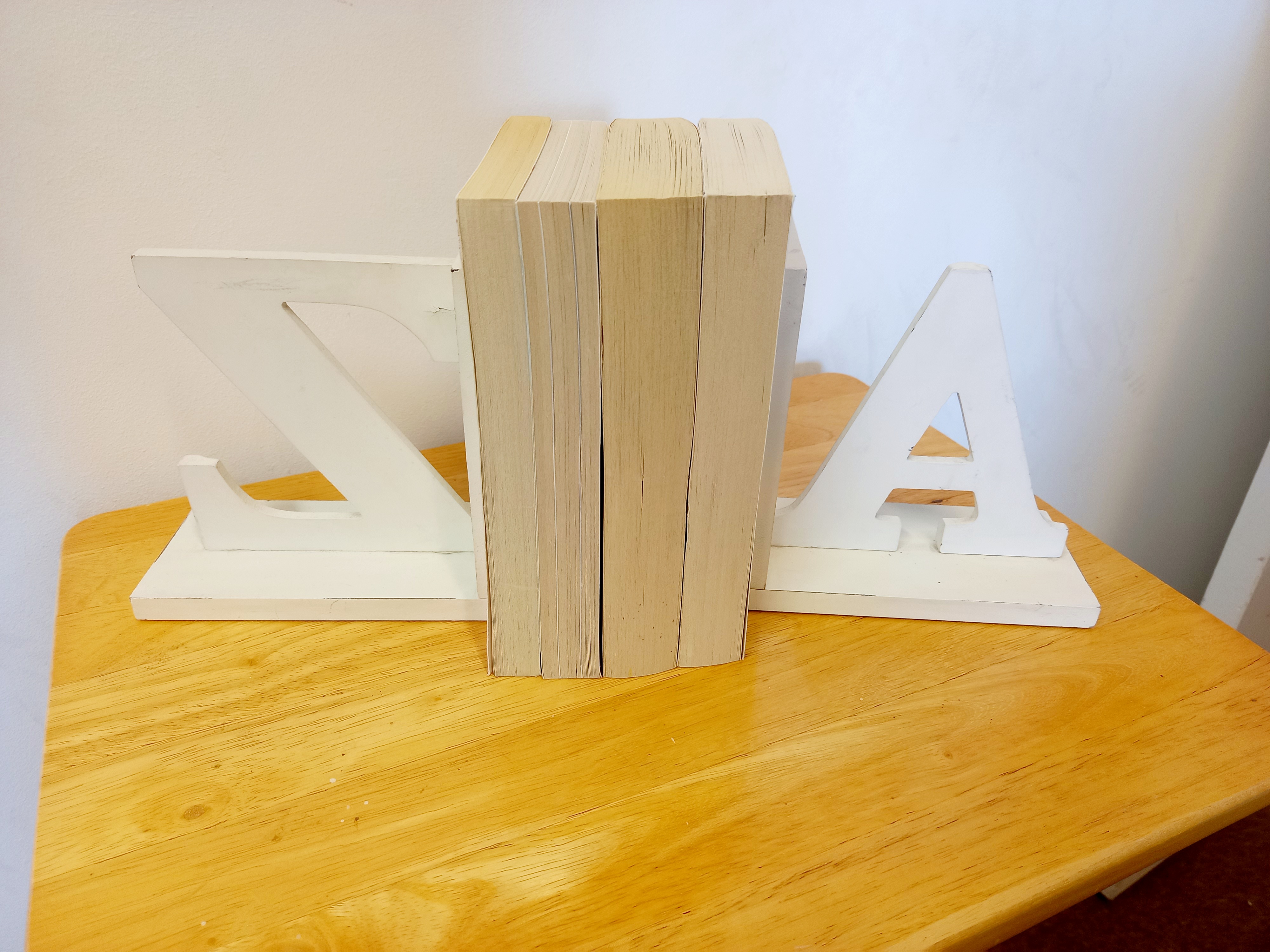 Pair of Bookends A-Z